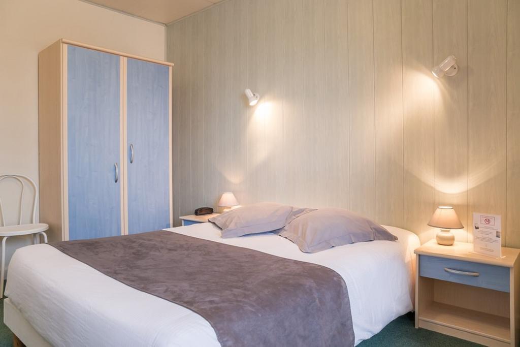 Hotel Caravelle Contact Hotel Rochefort  Esterno foto
