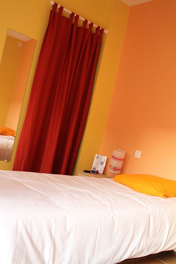 Hotel Caravelle Contact Hotel Rochefort  Esterno foto