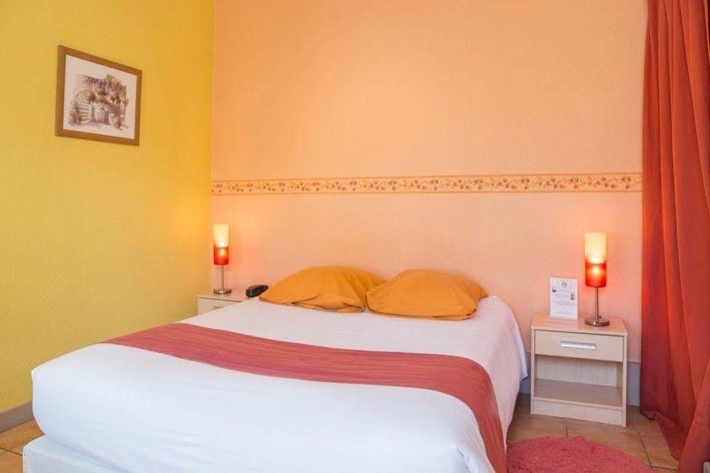Hotel Caravelle Contact Hotel Rochefort  Esterno foto